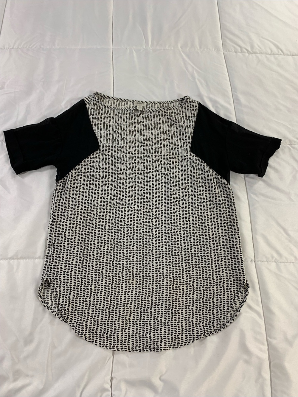 Pre loved DYNAMITE shirt womens size S